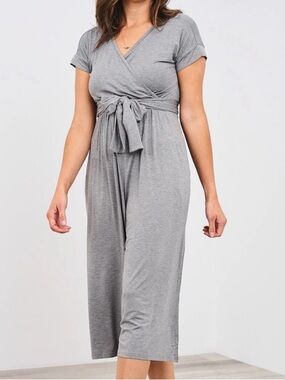 Latched Mama V-Neck Nursing Romper Wide Leg Cropped Yoga Small Grey Like New